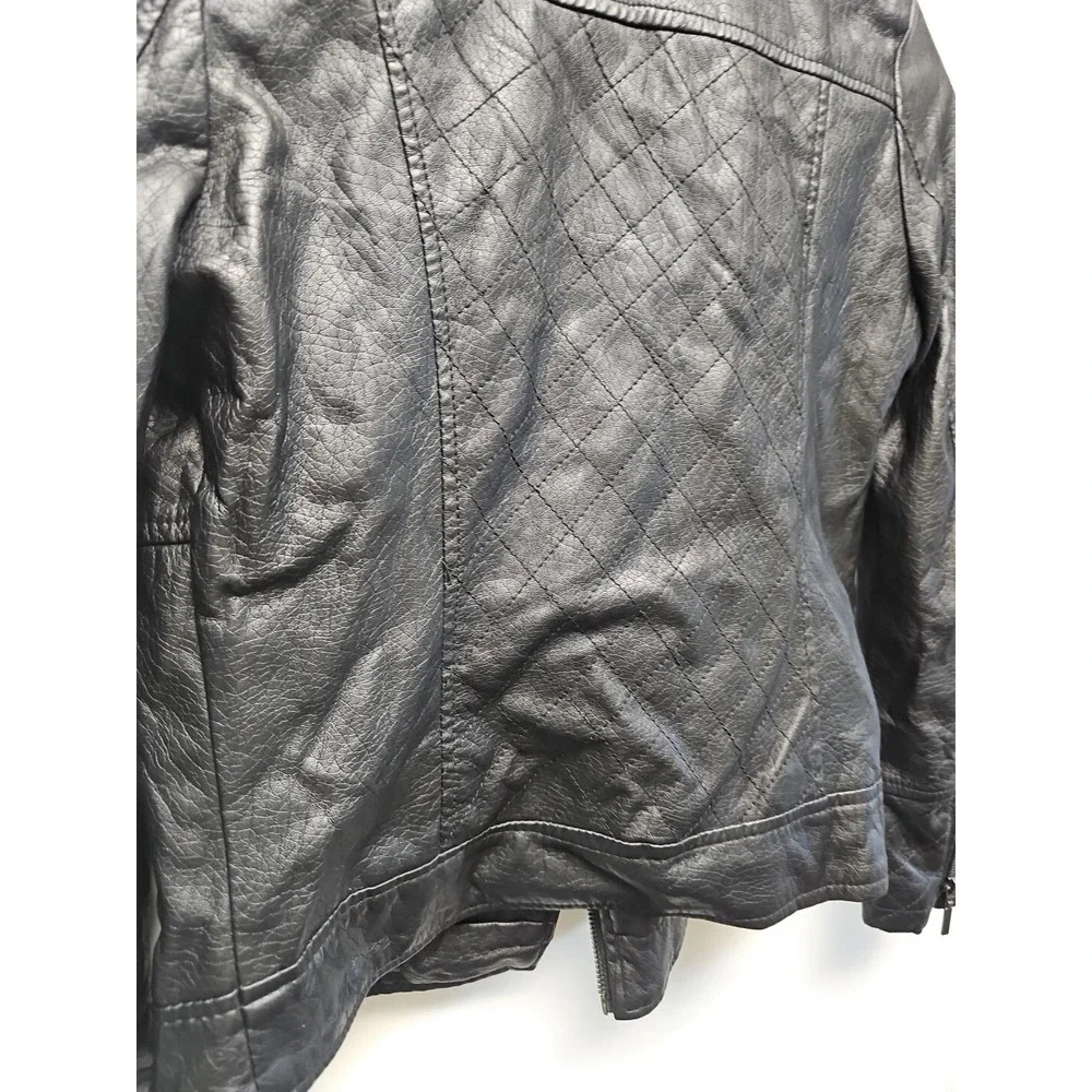 YOKI  Black Faux Leather Moto Biker 1980's Style Jacket Size S  NWT